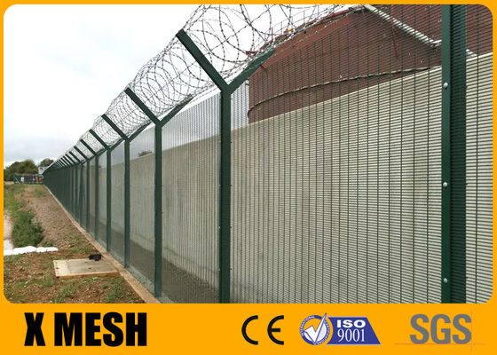 Zusammengebaute Korrosionsbeständigkeits-Antiaufstiegs-Gefängnis-Zaun-Hot Galvanized High-Sicherheits-Masche
