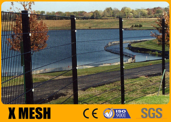 Schweißung täfelt Antiaufstieg Mesh Fence Pvc Powder Spray beschichtete für Handelsgebäude
