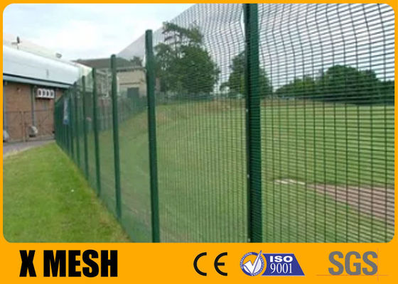 Sicherheits-Antiaufstieg Mesh Fence 2m x 4m Mesh Size Clear View For Flughafen